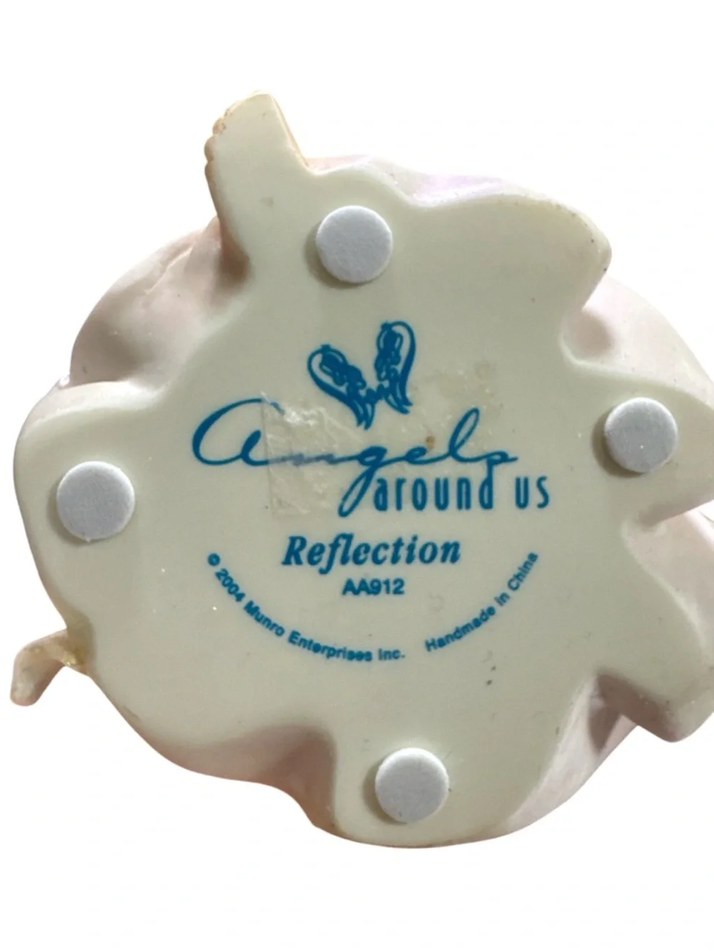 Angel Around Us Reflection Figurine AA912 2004 Mino Angel Statue Resin 9” Decor